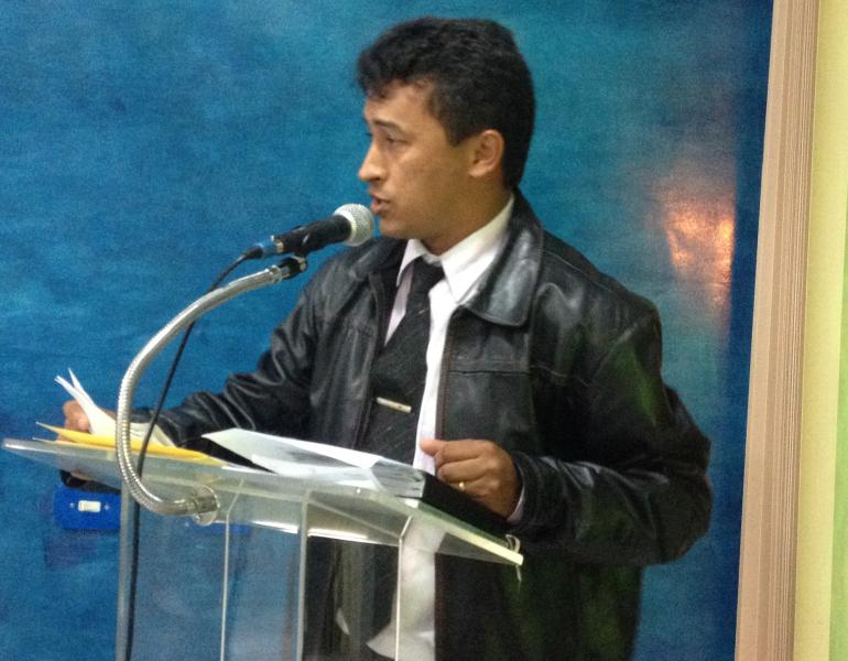 Grupo de vereadores pede informações sobre gastos com a folha da Prefeitura