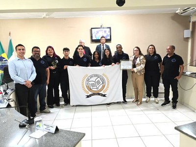 Entrega Moção na Escola Estadual 4 Entrega Moção na Escola Estadual 4