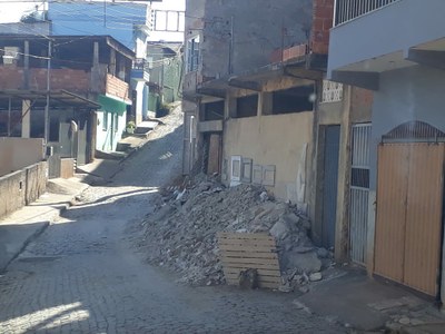 Entulhos 4 Entulhos 4