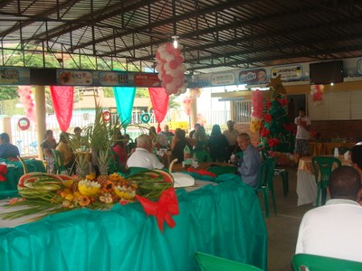 CAPS de Manhumirim faz festa de Natal