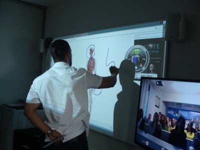 Universidade Aberta chega em Manhumirim através do CVT