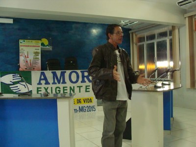 Palestra apresentou método do “Amor Exigente”