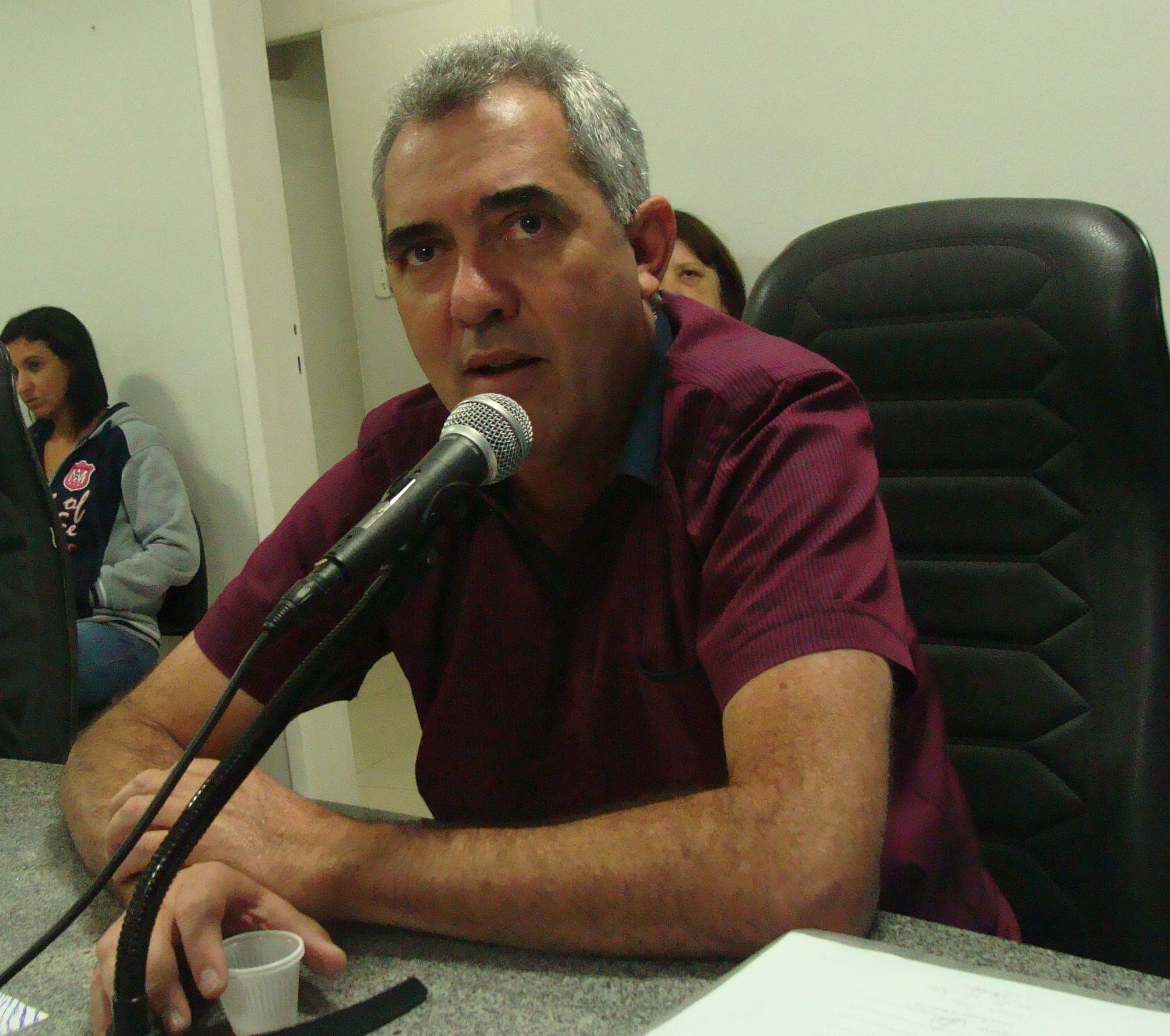 Problemas no trânsito foram tema na Câmara de Manhumirim