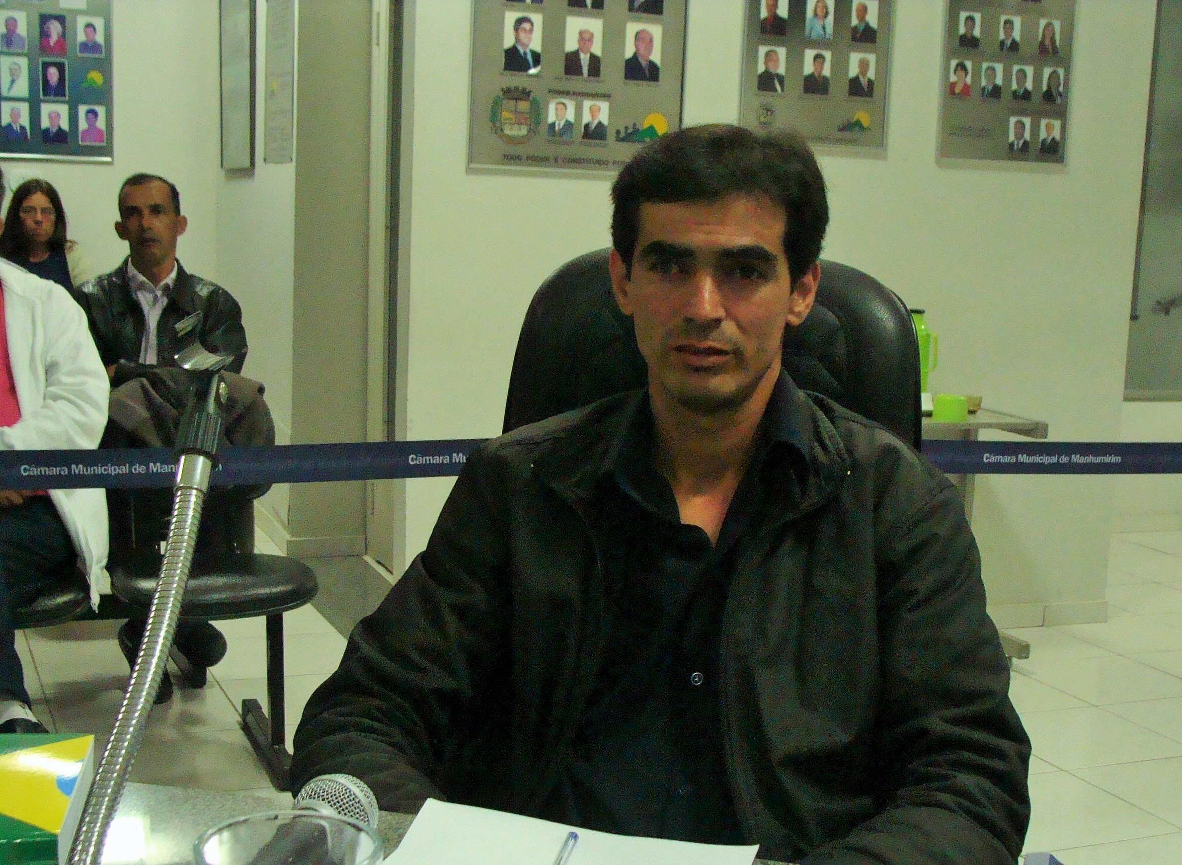 Problemas no trânsito foram tema na Câmara de Manhumirim
