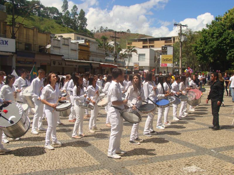 Parabéns Manhumirim por 92 anos de muitas pessoas especiais, muita história para contar!