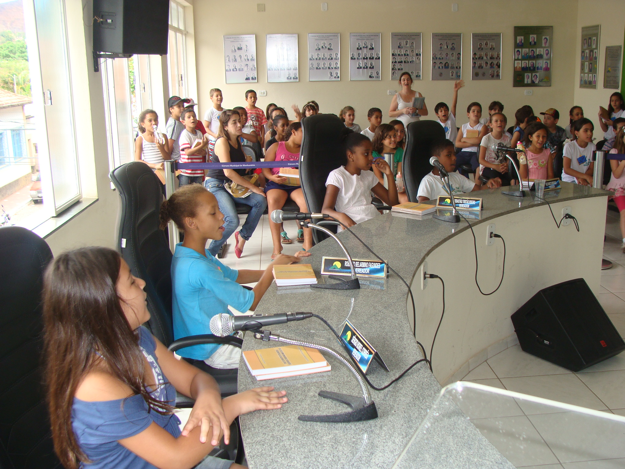 Alunos da Escola Alfredo Breder visitaram a Câmara