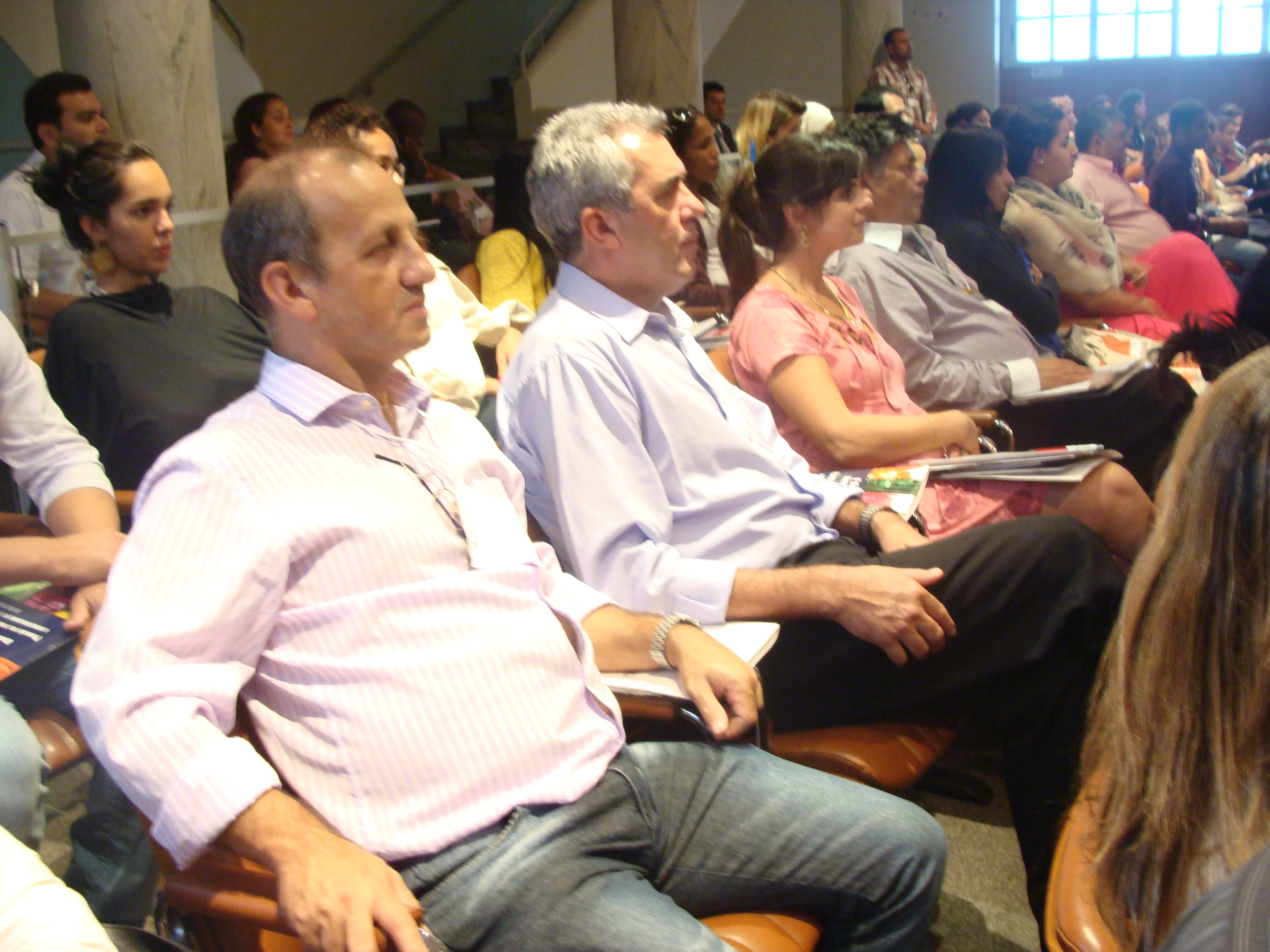 Manhumirim participa do I Seminário Internacional dos Direitos Humanos dos Condenados