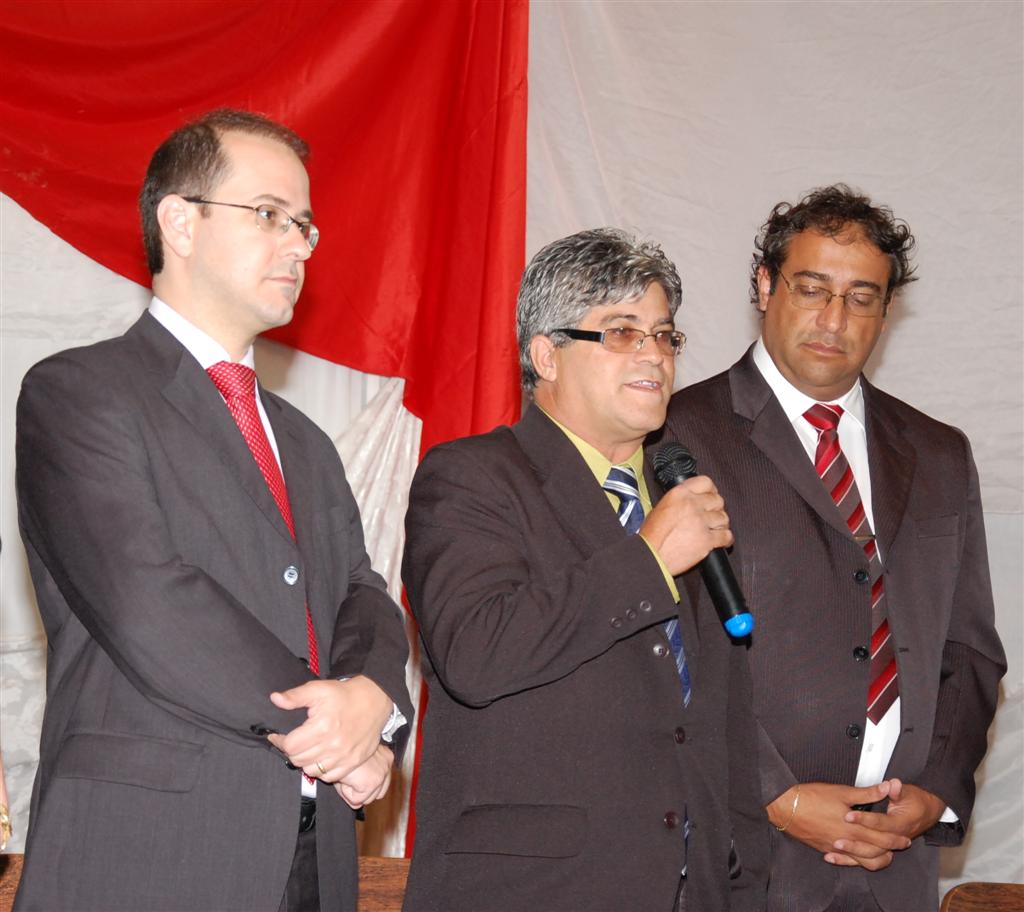 Deputado Tiago Ulisses recebeu Título de Cidadão Honorário de Manhumirim.