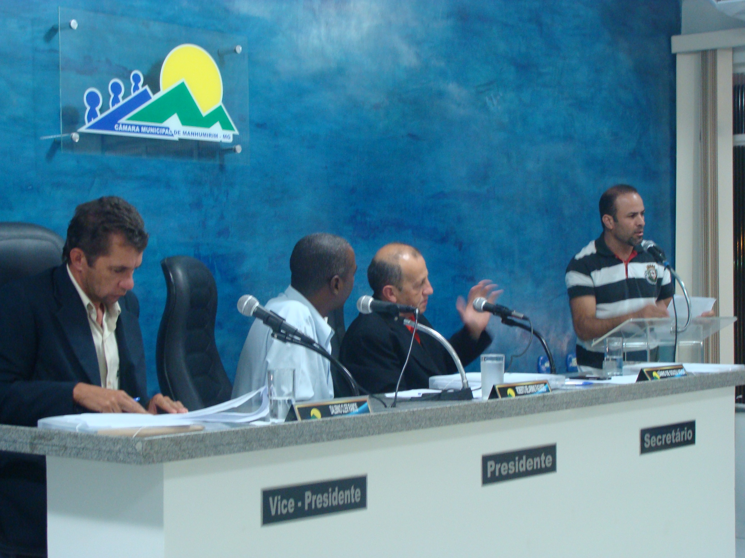 Já está na Câmara de Manhumirim a LDO para 2016