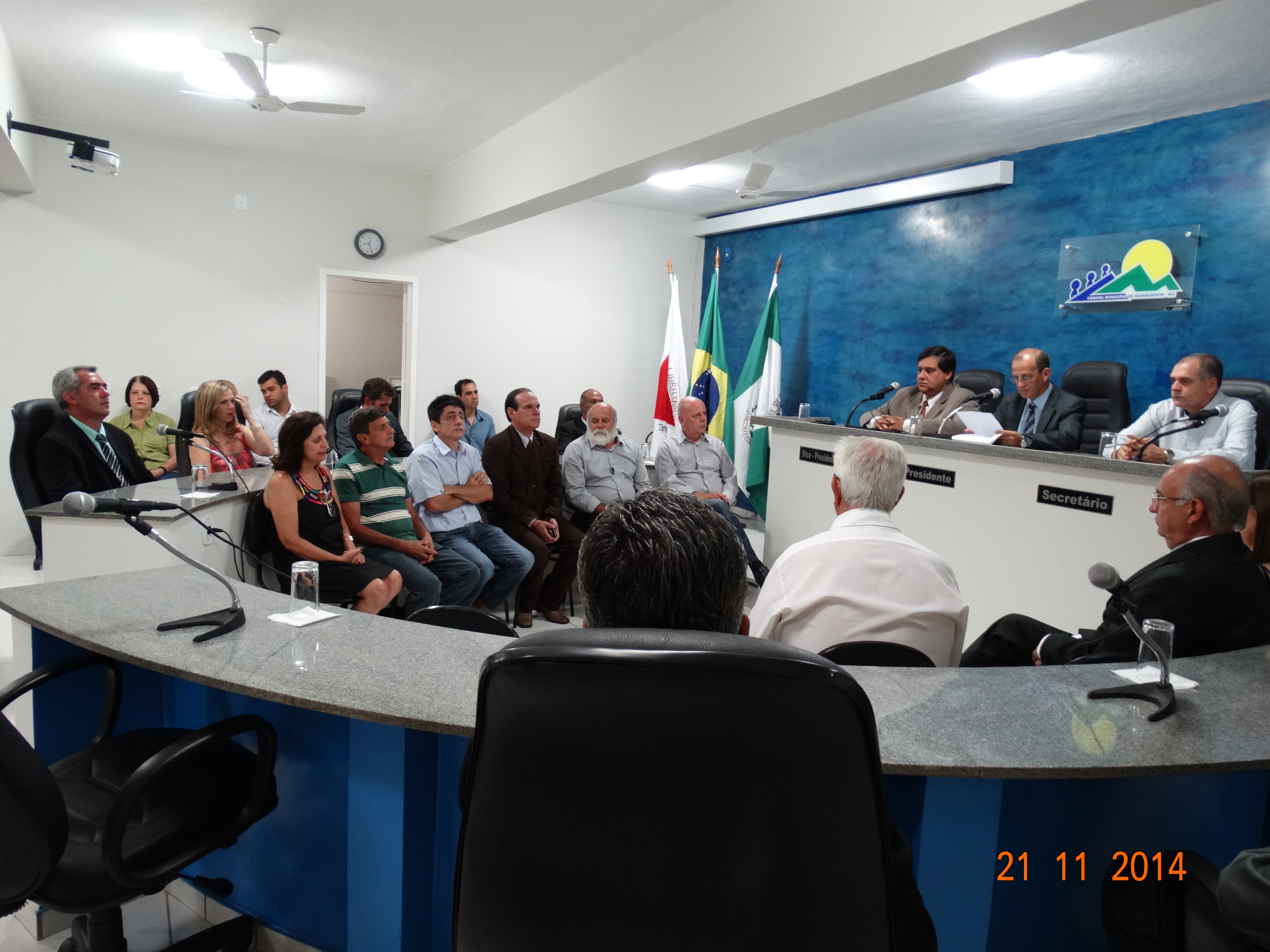 Câmara inaugura galeria de fotos e reúne ex-presidentes