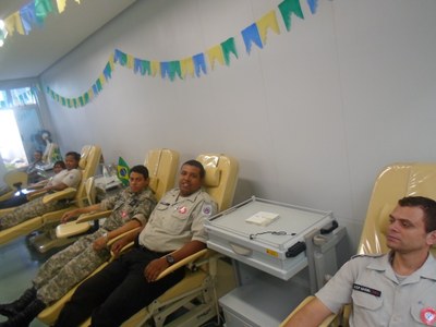 Funcionários do presídio de Manhumirim doam sangue para Hospital Padre Júlio Maria