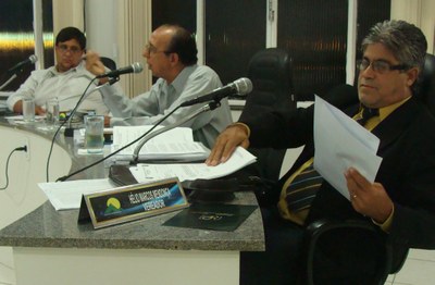 Câmara de Manhumirim rejeita projeto para contratar consórcio de iluminação pública