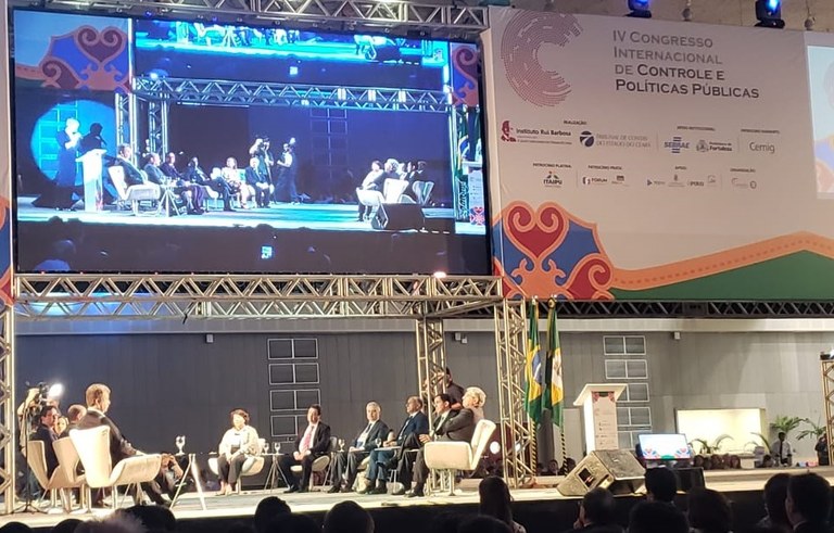 Egeno congresso 5 Egeno congresso 5