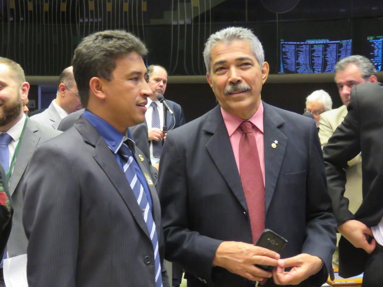 Xandinho e Leonardo plenário Xandinho e Leonardo plenário