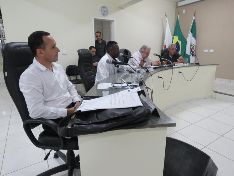 Lado Mário 13 dez 18 Lado Mário 13 dez 18