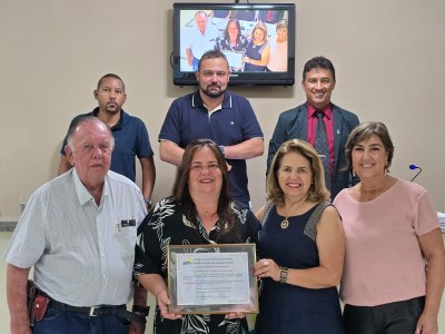 Moção Andréia Bussinger 1 Moção Andréia Bussinger 1