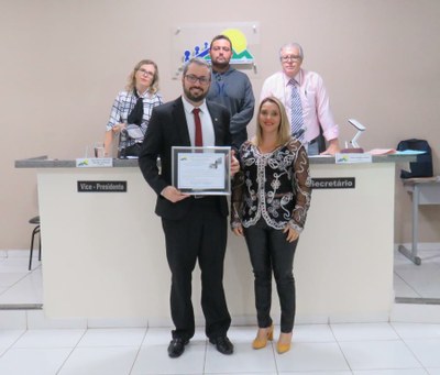 Moção Pataro 1 Moção Pataro 1