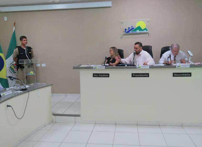 tenente na tribuna 8 tenente na tribuna 8