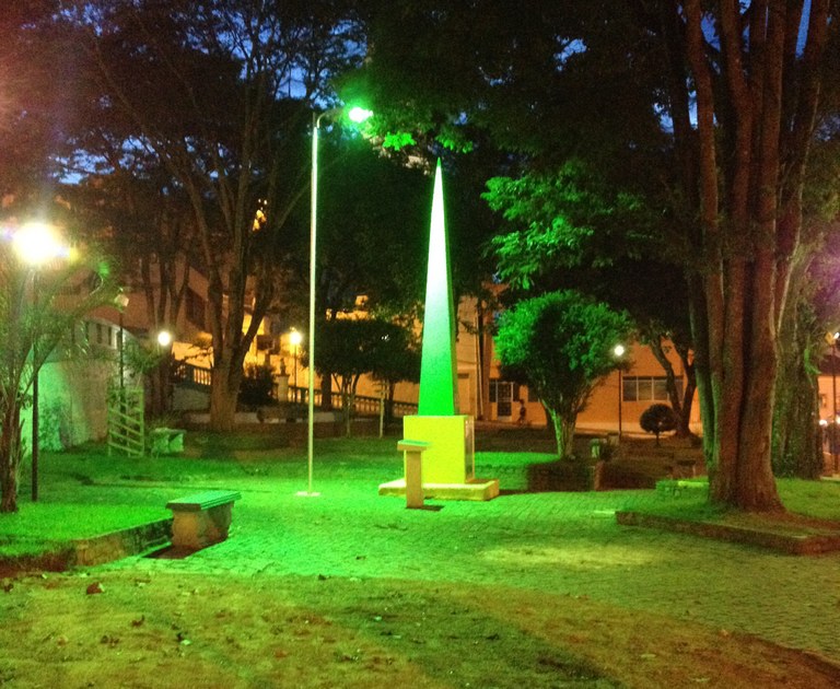 Marco Zero e Obelisco iluminados para dar destaque. Marco Zero e Obelisco iluminados para dar destaque.