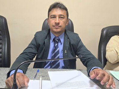 Beco de Servidão que dá acesso à UBS Oscar Lyra Pedrosa no Isidoro precisa de corrimão