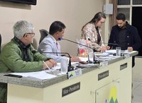 Câmara de Manhumirim dá posse a Vagner Andrade como vereador