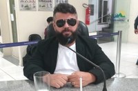 Córrego Pirapetinga teve pedido de calçamento perto de comércio