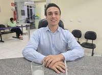 Indicação defende praça e vestiário ao lado da quadra esportiva e ponto de apoio do Bairro Mangueira