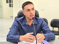 Indicação sugere diminuir rotatória do trevo e instalar redutor na descida para ele