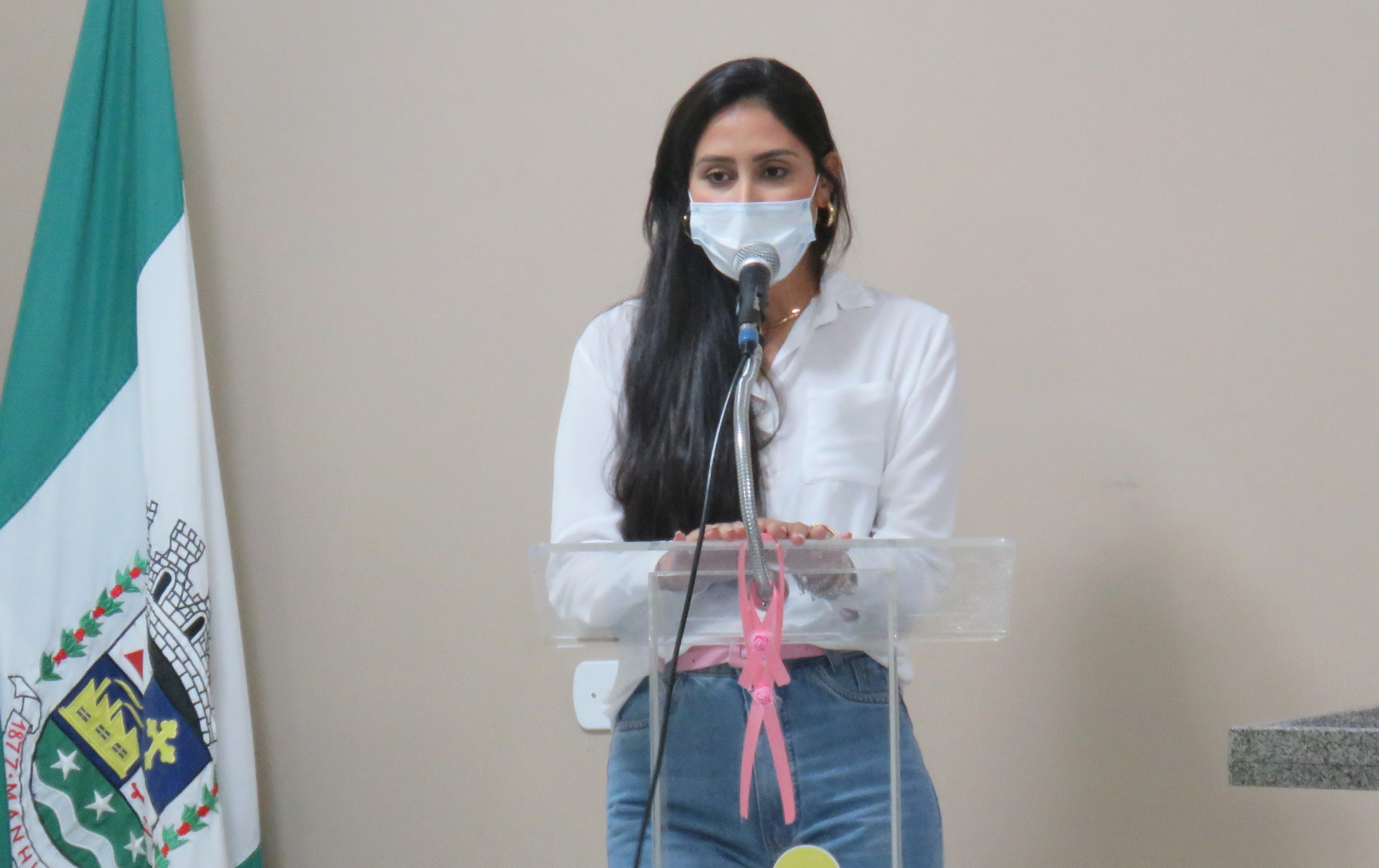 Prevenção do câncer de mama e colo de útero foi tema na Câmara