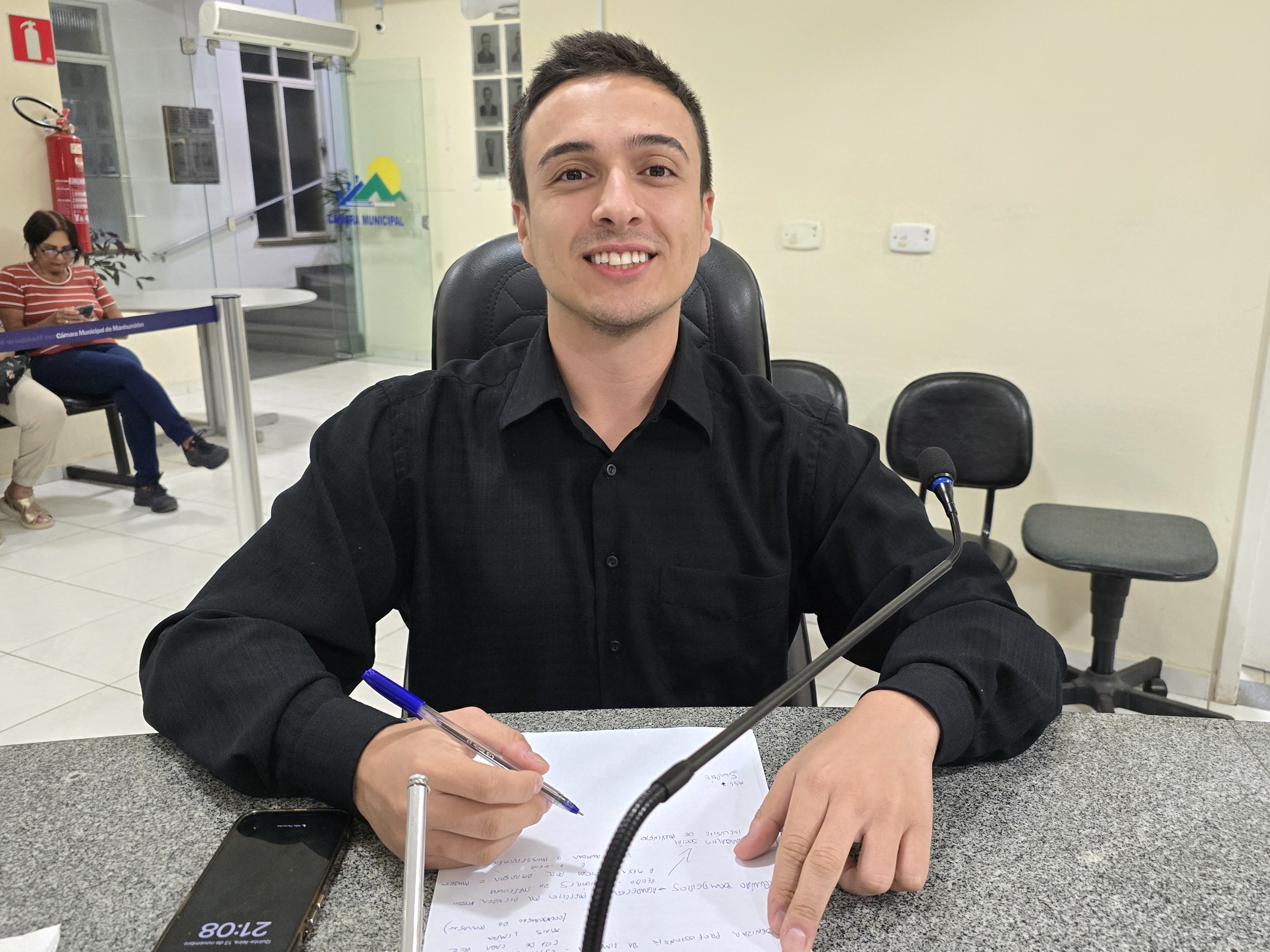 Requerimento pede levantamento de número de pessoas com diagnóstico de TEA em Manhumirim