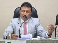 Requerimento pede que Município cumpra o Código de Posturas e fiscalize construções