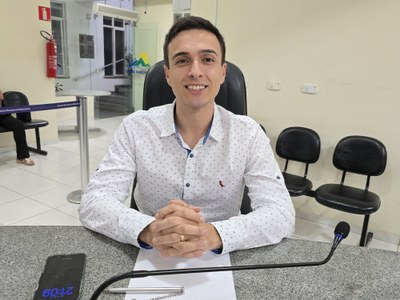Requerimento reitera outros com pedidos de informação para intensificar fiscalização legislativa