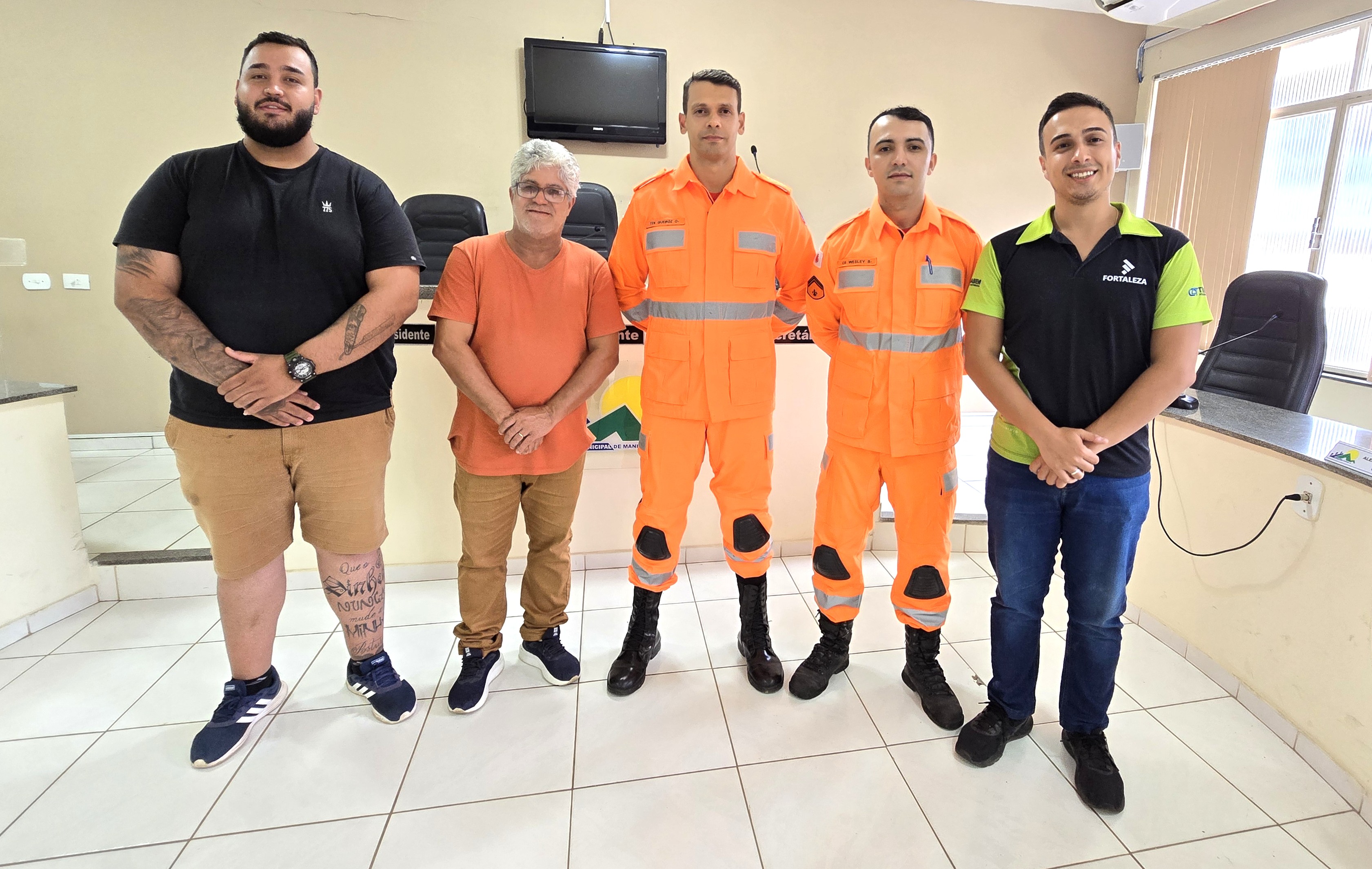 Reunião na Câmara (08/04) tratou da proposta de criação da Brigada Municipal para Manhumirim