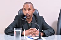 Rua Agripino Casqueiro no Bairro Penha precisa de muro urgente