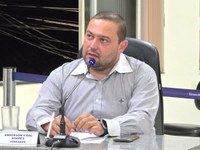 Rua Suely Damasceno pede conclusão de calçamento