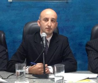 Moradores do Bairro Cidade Jardim pedem campo society