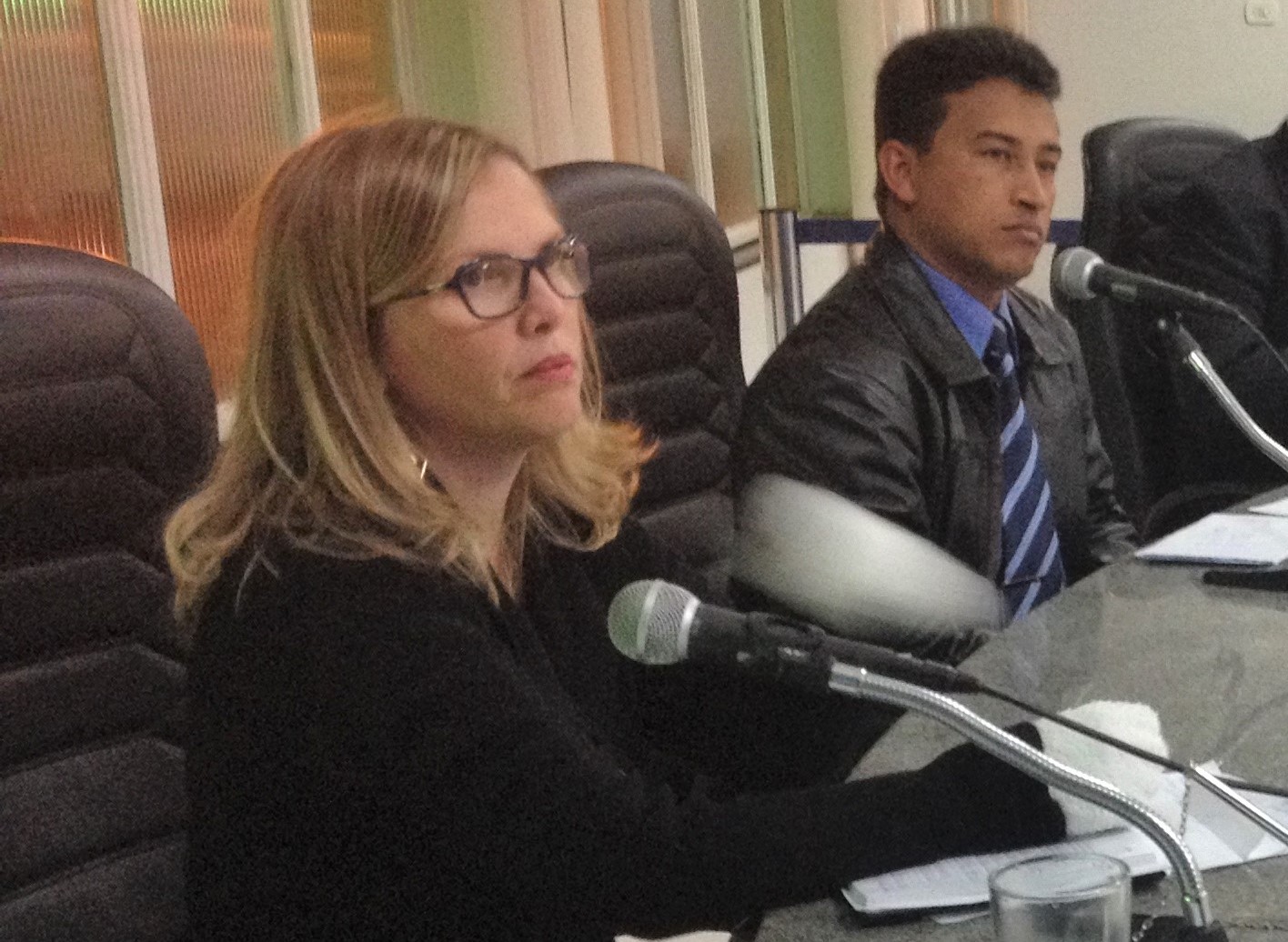 Requerimento pergunta sobre funcionários comissionados