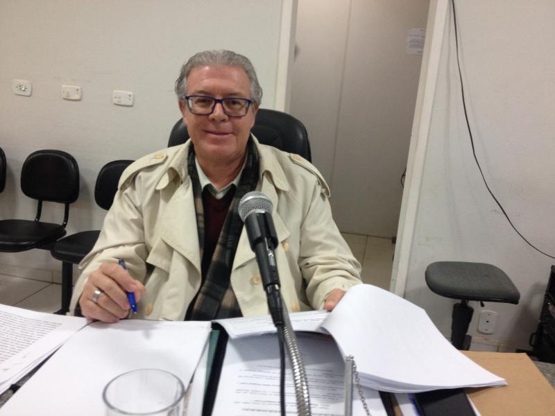 Vereador pede que placas com nomes já aprovados sejam colocadas