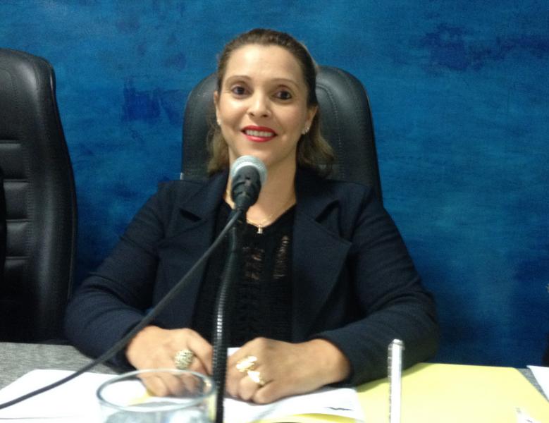 Vereadora indica pista de caminhada no sentido Reduto